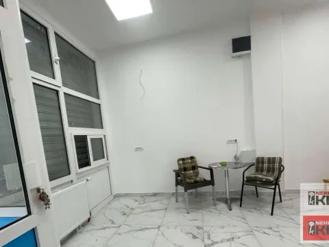 Izdavanje, poslovni prostor, 22m², Grbavica, Novi Sad Sve Podlokacije - image 5