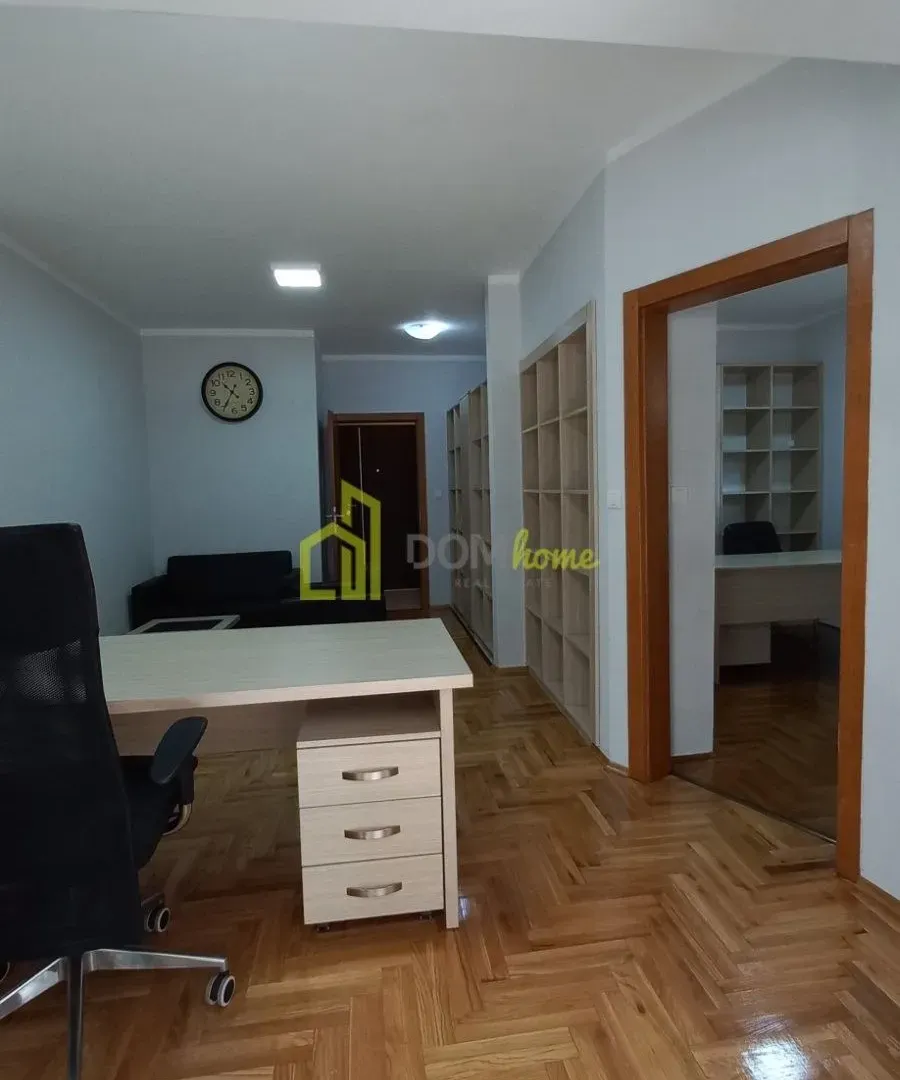 Rent, office space, 40m², Gorica C, Podgorica
