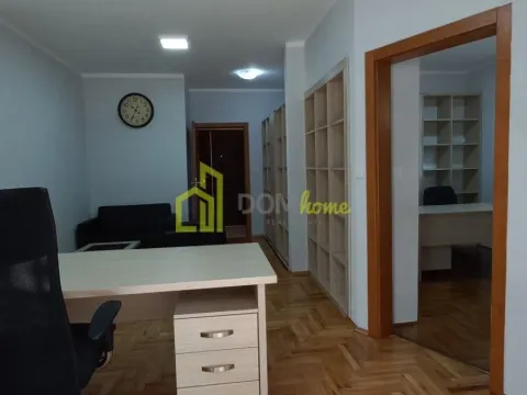 Izdavanje, poslovni prostor, 40m², Gorica C, Podgorica - image 5