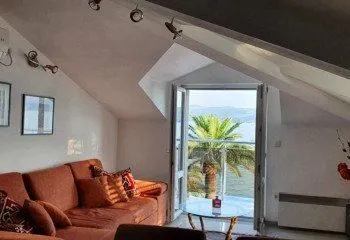Rent, two bedroom apartment, 79m², Centar, Tivat