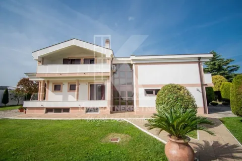 Izdavanje, kuća, 600m², Zeta, Podgorica - image 3