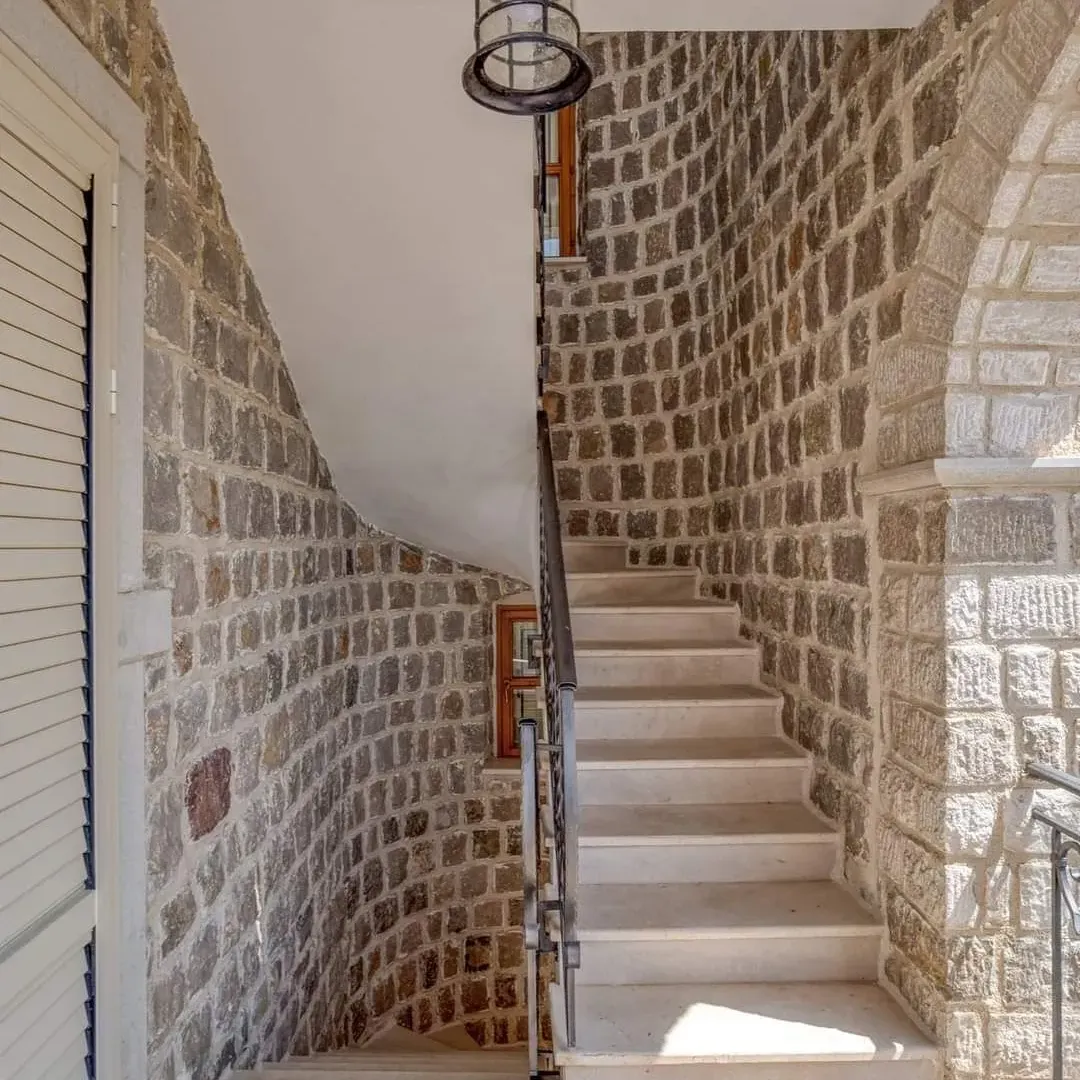 Sale, house, 500m², Reževići, Budva