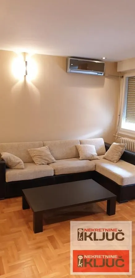 Izdavanje, dvosoban stan, 49m², Liman 4, Novi Sad Sve Podlokacije