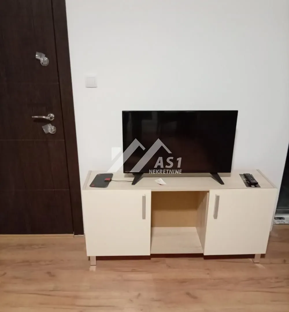 Izdavanje, jednosoban stan, 31m², Adice, Novi Sad Sve Podlokacije