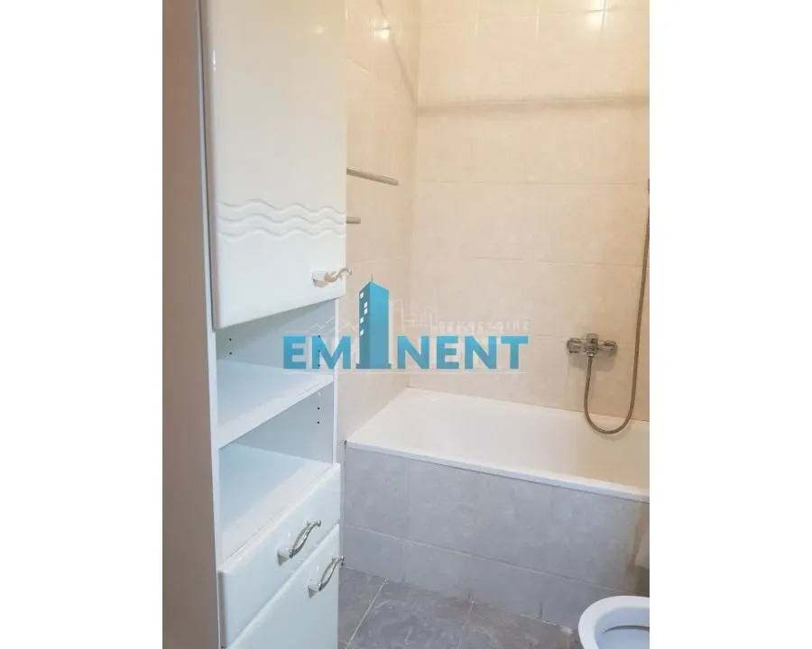 Izdavanje, dvosoban stan, 62m², Palilula Sve Podlokacije, Beograd
