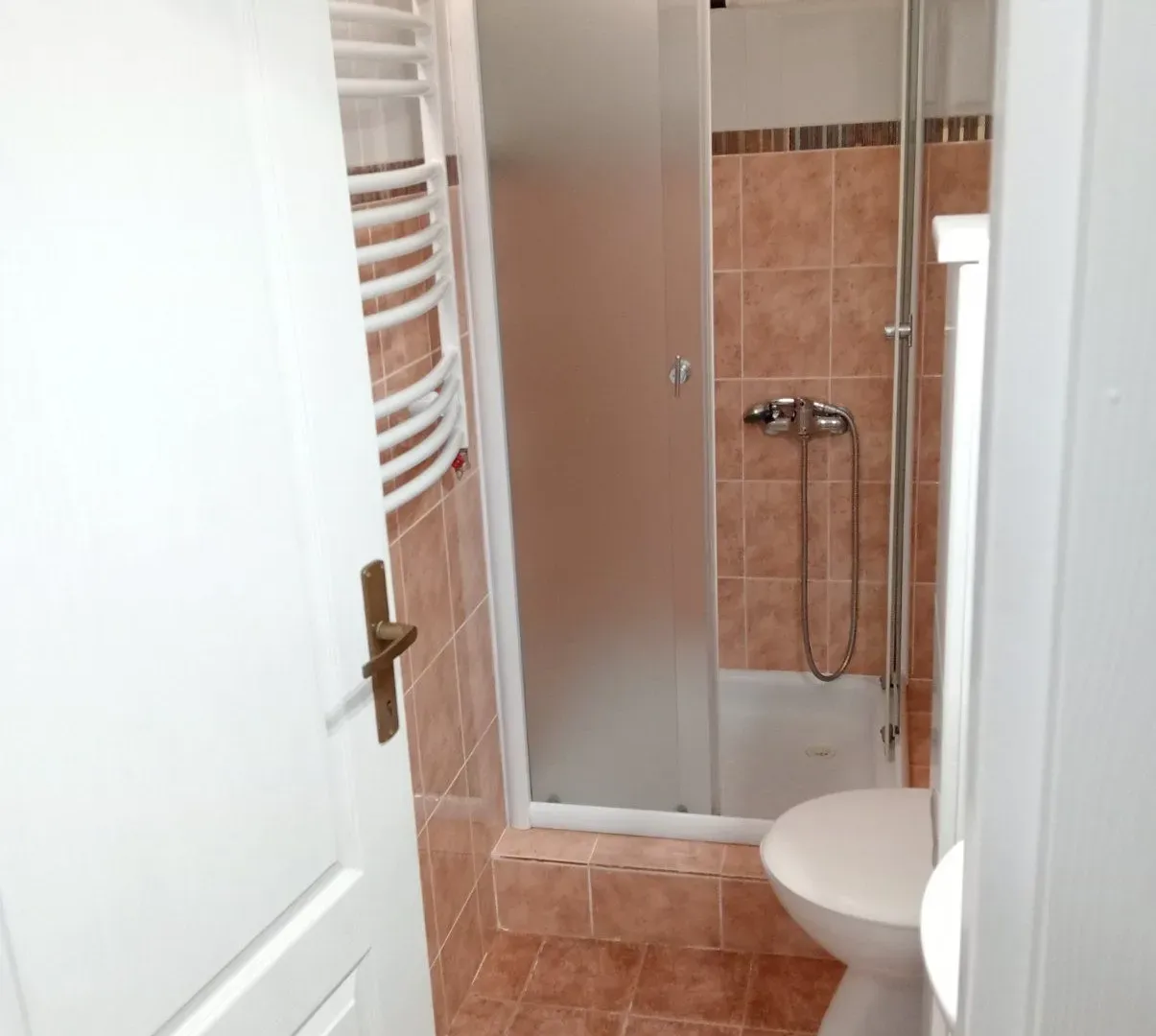 Izdavanje, dvosoban stan, 36m², Sajmište, Novi Sad