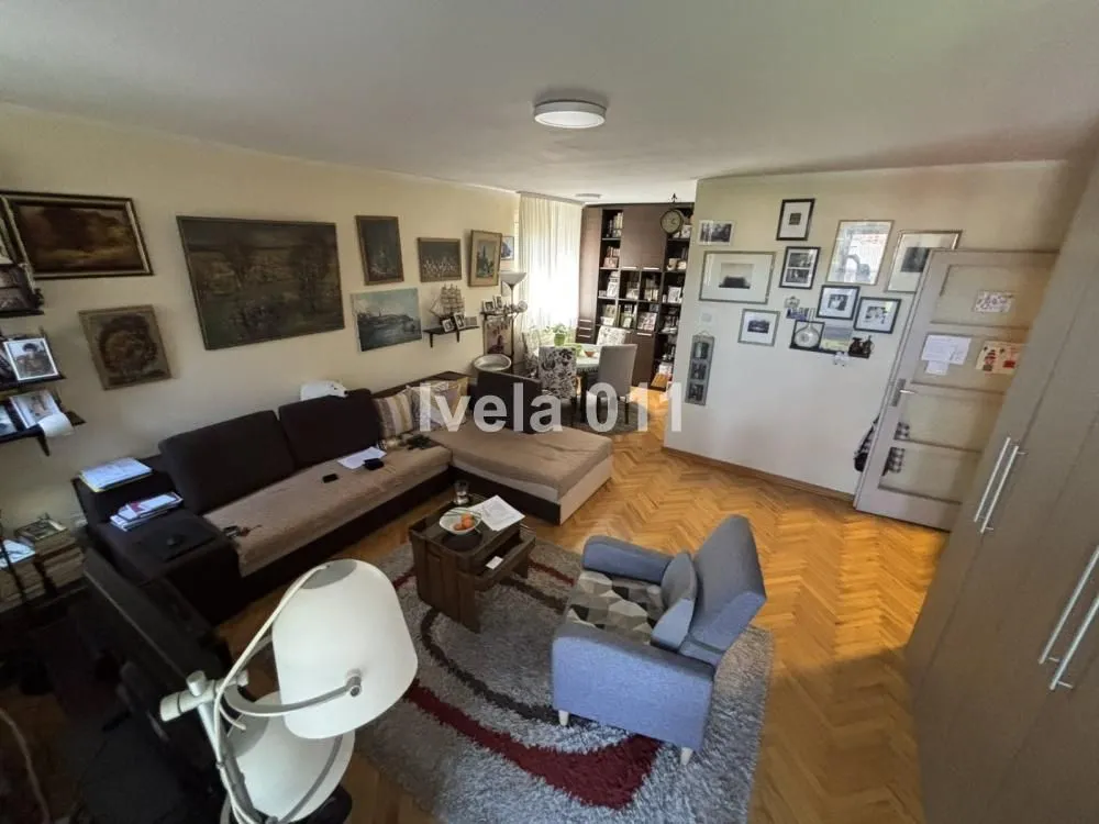 Prodaja, trosoban stan, 70m², Karaburma, Palilula Sve Podlokacije