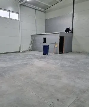 Izdavanje, poslovni prostor, 240m², Zemun Ugrinovci, Zemun Sve Podlokacije - image 2