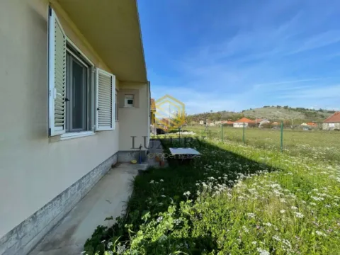 Sale, house, 103m², Dajbabe, Podgorica - image 10