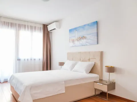 Sale, two bedroom apartment, 89m², Bečići, Budva - image 4