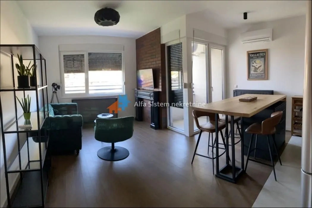 Izdavanje, stan, 64m², Dušanovac, Voždovac Sve Podlokacije