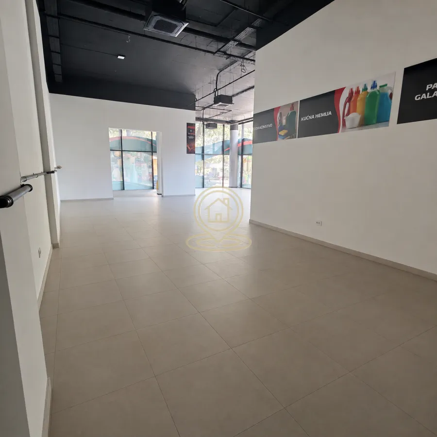 Rent, office space, 185m², Stari grad, Novi Sad