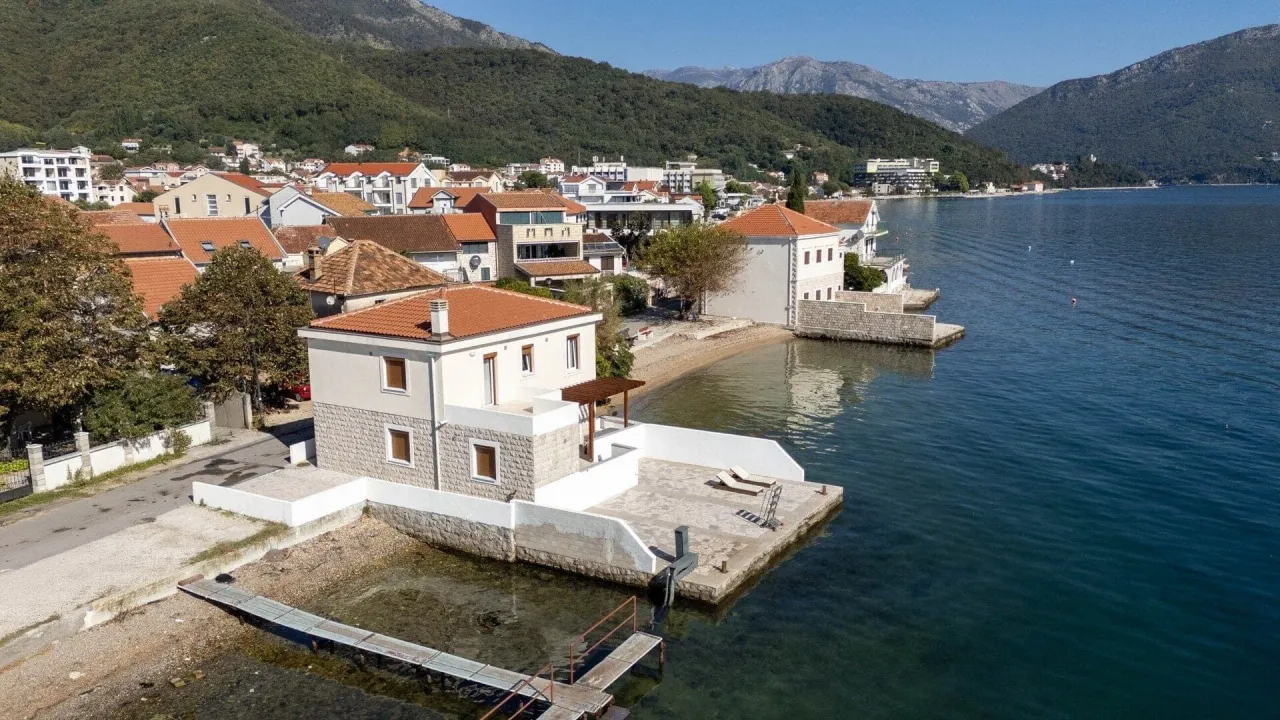 Prodaja, kuća, 110m², Bijela, Herceg Novi