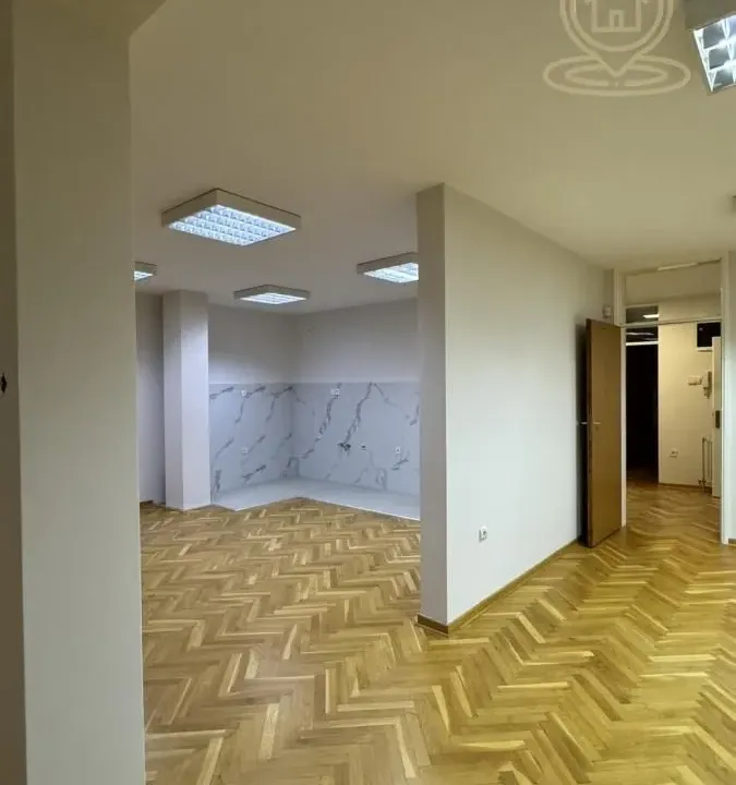 Rent, four bedroom apartment, 100m², Medijana, Niš