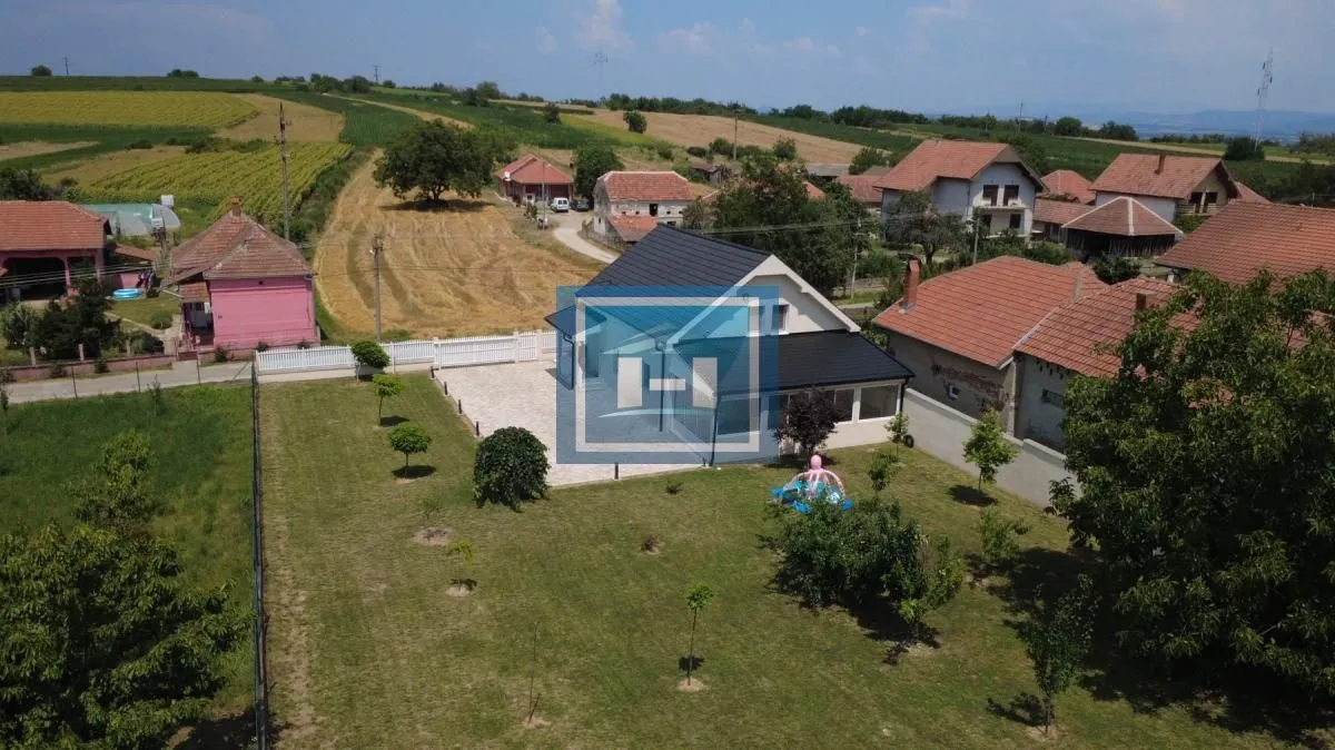 Prodaja, kuća, 200m², Majur, Jagodina