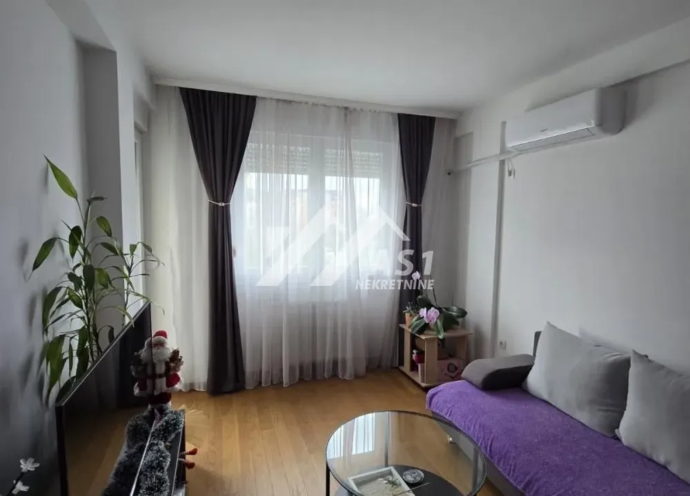 Izdavanje, dvosoban stan, 37m², Podbara, Novi Sad Sve Podlokacije