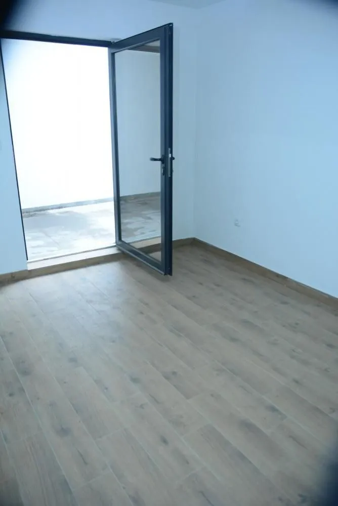 Sale, office space, 78m², Cvetkova Pijaca, Zvezdara Sve Podlokacije