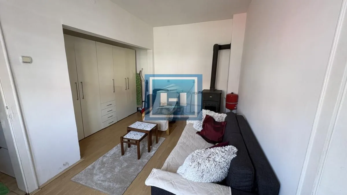 Prodaja, dvosoban stan, 64m², Vašarište, Jagodina