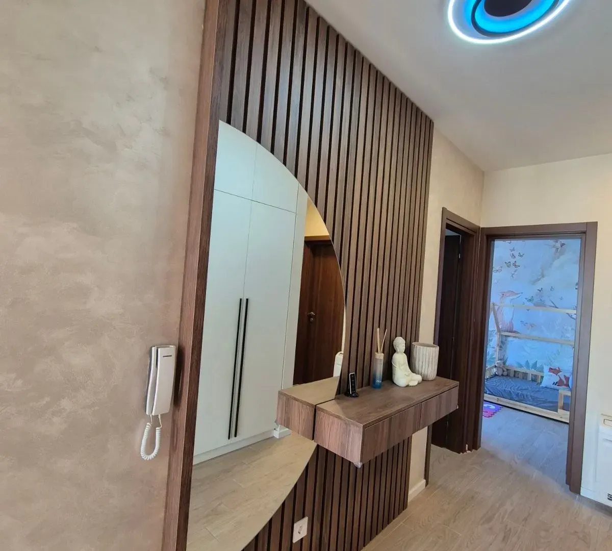 Prodaja, trosoban stan, 86m², Radanovići, Kotor