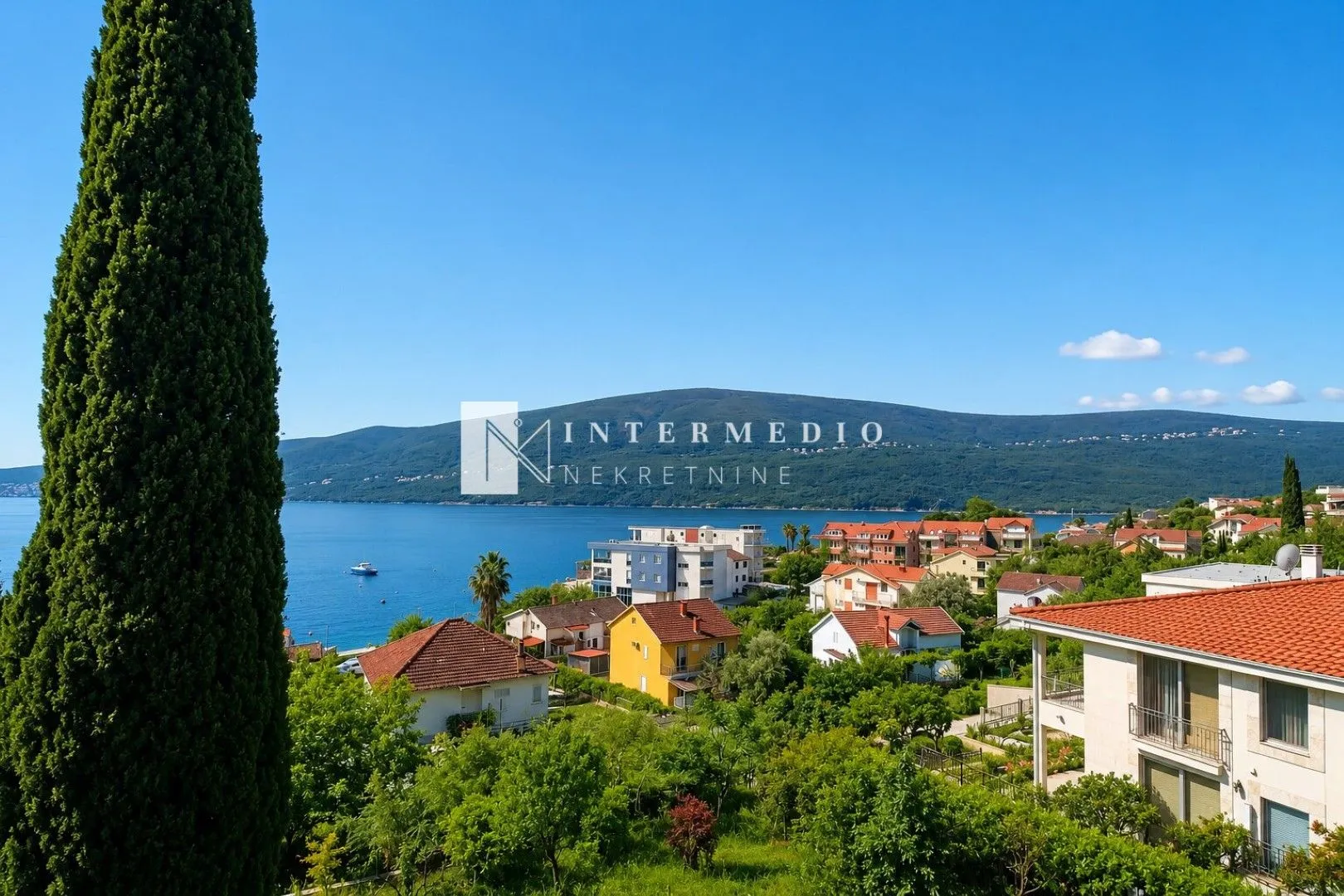 Prodaja, jednosoban stan, 55m², Đenovići, Herceg Novi