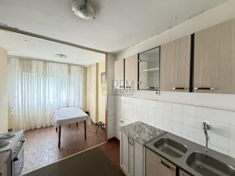 Prodaja, jednosoban stan, 60m², Preko Morače, Podgorica - image 1