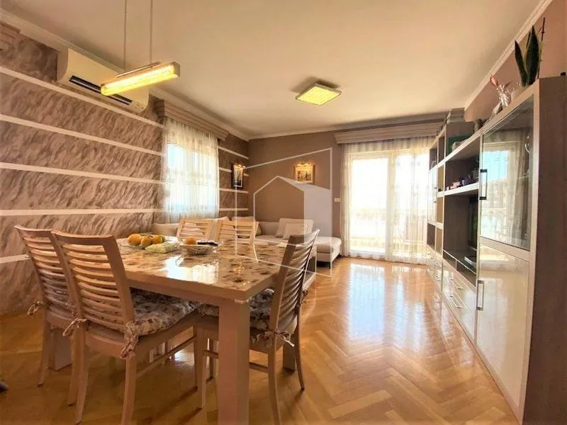 Rent, apartment, 88m², City Kvart, Podgorica