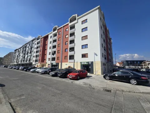 Sale, apartment, 41m², Stari Aerodrom, Podgorica - image 12