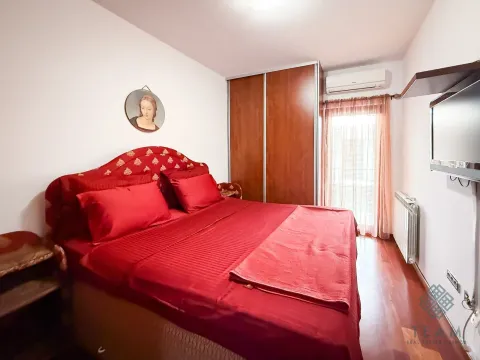 Izdavanje, trosoban stan, 100m², Gorica C, Podgorica - image 9