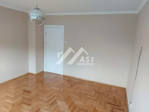 Izdavanje, dvosoban stan, 57m², Liman 1, Novi Sad Sve Podlokacije - image 4
