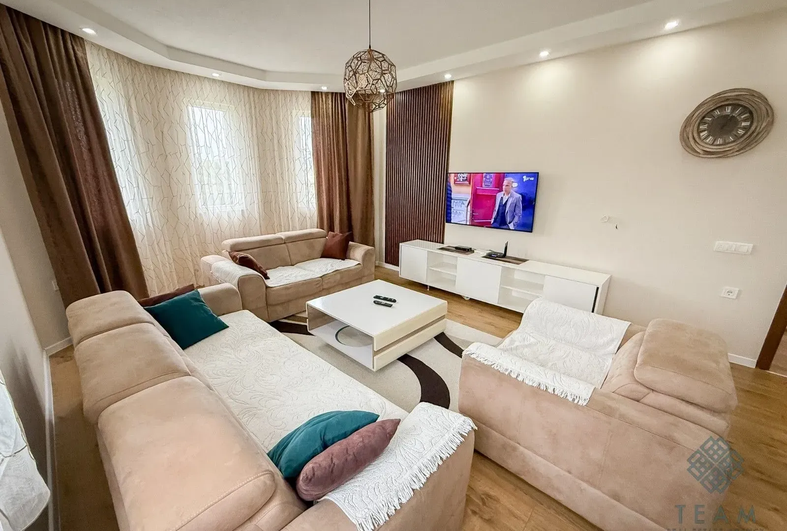 Sale, house, 296m², Donja Gorica, Podgorica