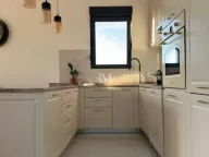 Izdavanje, dvosoban stan, 71m², Tivat, Crna Gora - image 6