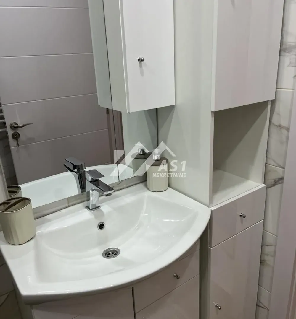 Rent, two bedroom apartment, 55m², Grbavica, Novi Sad Sve Podlokacije