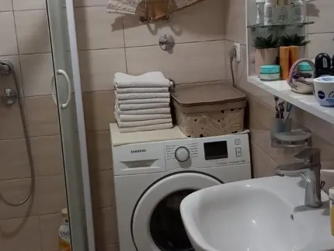Rent, one bedroom apartment, 42m², Vezirov Most, Podgorica - image 6