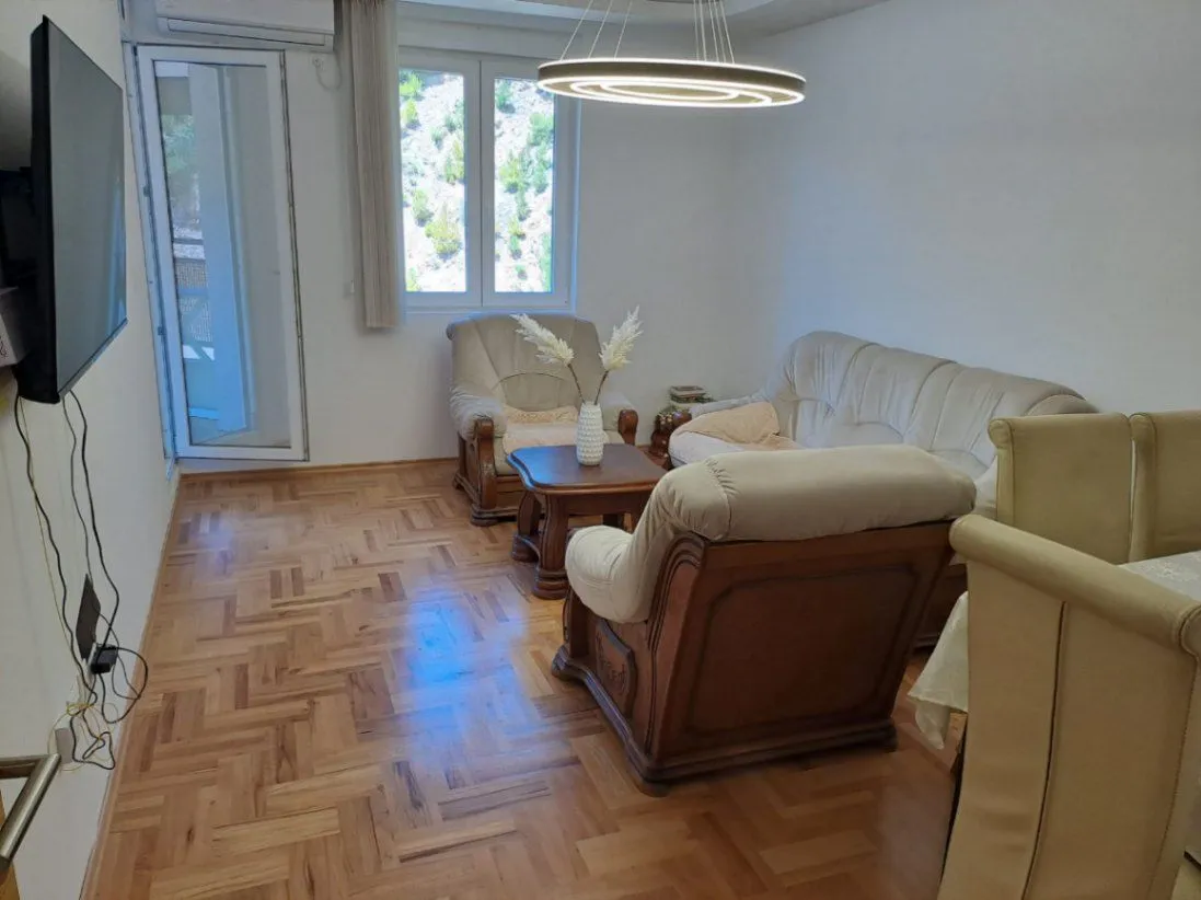 Prodaja, dvosoban stan, 72m², Dubovica, Budva