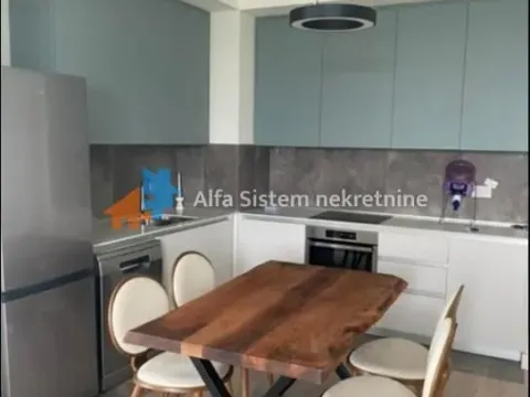 Izdavanje, trosoban stan, 73m², Savski Venac, Beograd - image 3