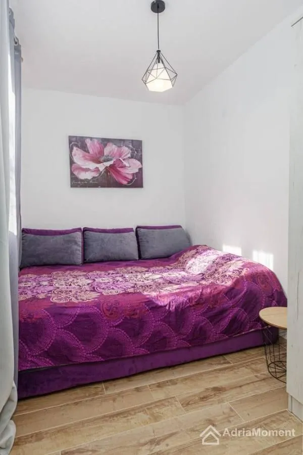 Prodaja, kuća, 130m², Utjeha, Bar