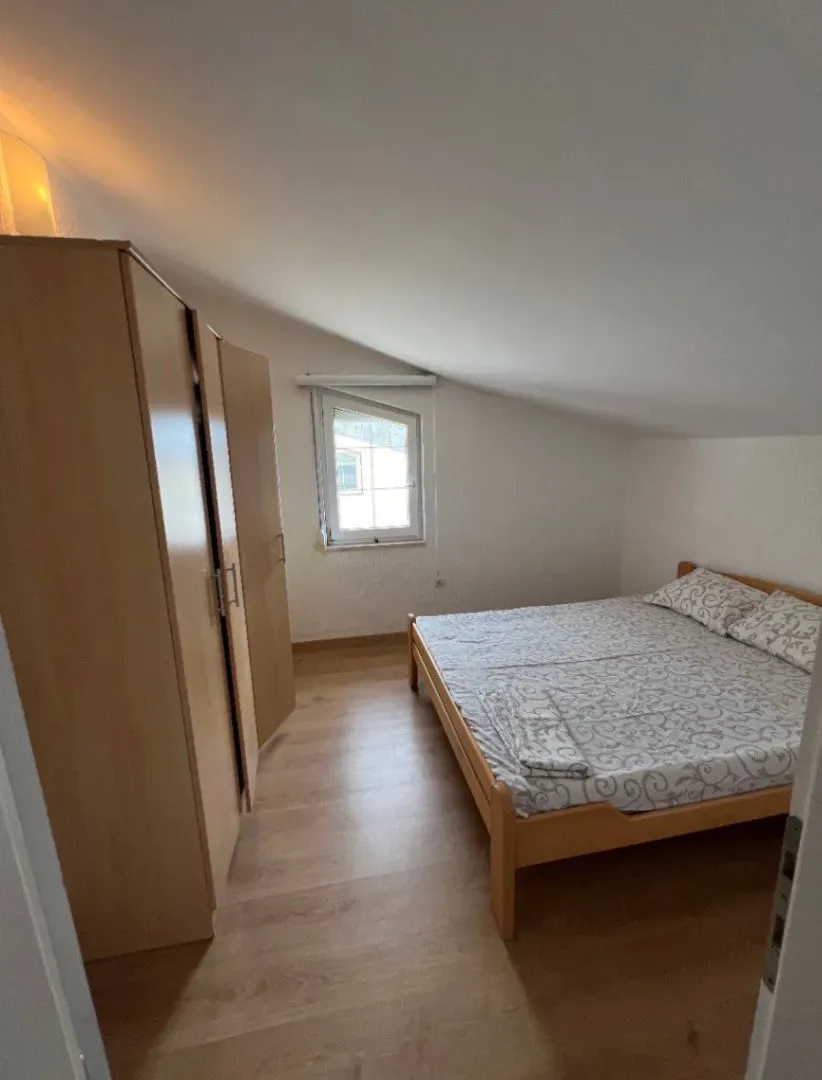 Sale, three bedroom apartment, 80m², Sutomore, Bar