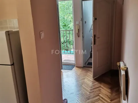 Prodaja, jednosoban stan, 28m², Višnjička Banja, Palilula Sve Podlokacije - image 2