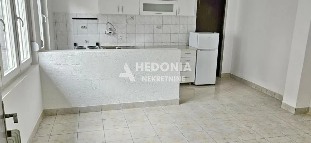 Rent, two bedroom apartment, 52m², Gradska Bolnica, Zvezdara Sve Podlokacije