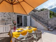 Izdavanje, dvosoban stan, 100m², Kamenovo, Budva - image 5