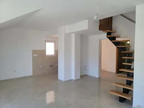 Sale, three bedroom apartment, 120m², Gomila, Herceg Novi - image 5