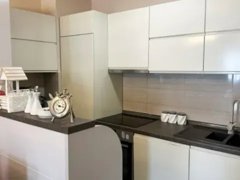 Sale, two bedroom apartment, 64m², City Kvart, Podgorica - image 2