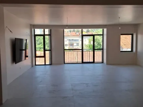 Prodaja, dvosoban stan, 127m2, Centar, Podgorica Prodaja, dvosoban stan, 127m2, Centar, Podgorica