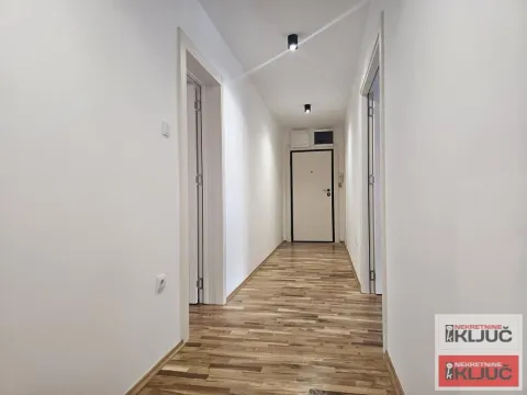 Prodaja, četvorosoban stan, 95m², Bulevar Oslobodjenja, Novi Sad Sve Podlokacije - image 13