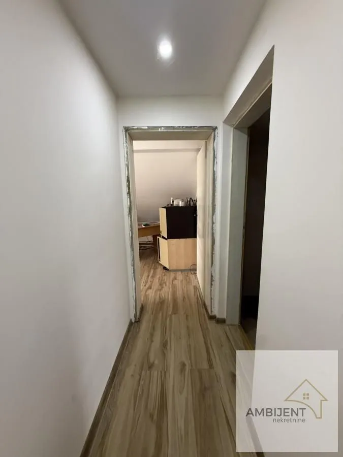 Prodaja, kuća, 248m², Centar, Stara Pazova