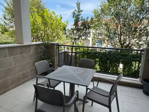 Rent, one bedroom apartment, 60m², Luštica Bay, Tivat - image 3