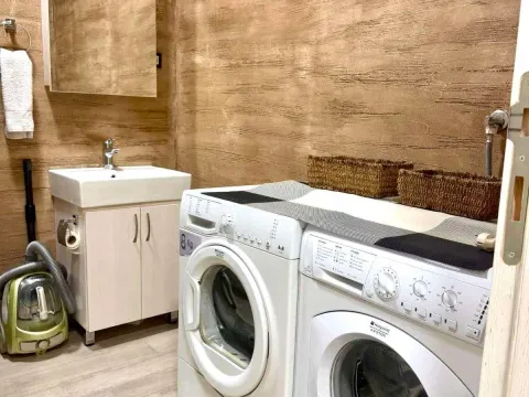 Rent, two bedroom apartment, 68m², Blok 9, Podgorica - image 8