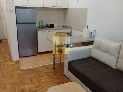Rent, studio apartment, 26m², Detelinara, Novi Sad Sve Podlokacije - image 4