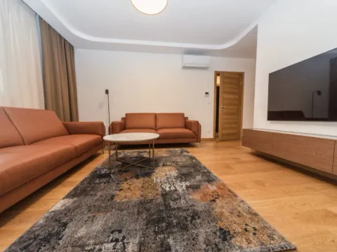 Izdavanje, dvosoban stan, 74m², City Kvart, Podgorica - image 6