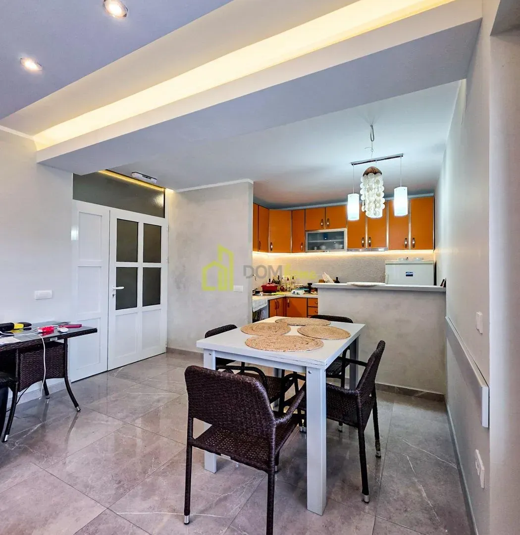 Sale, two bedroom apartment, 59m², Petrovac, Budva